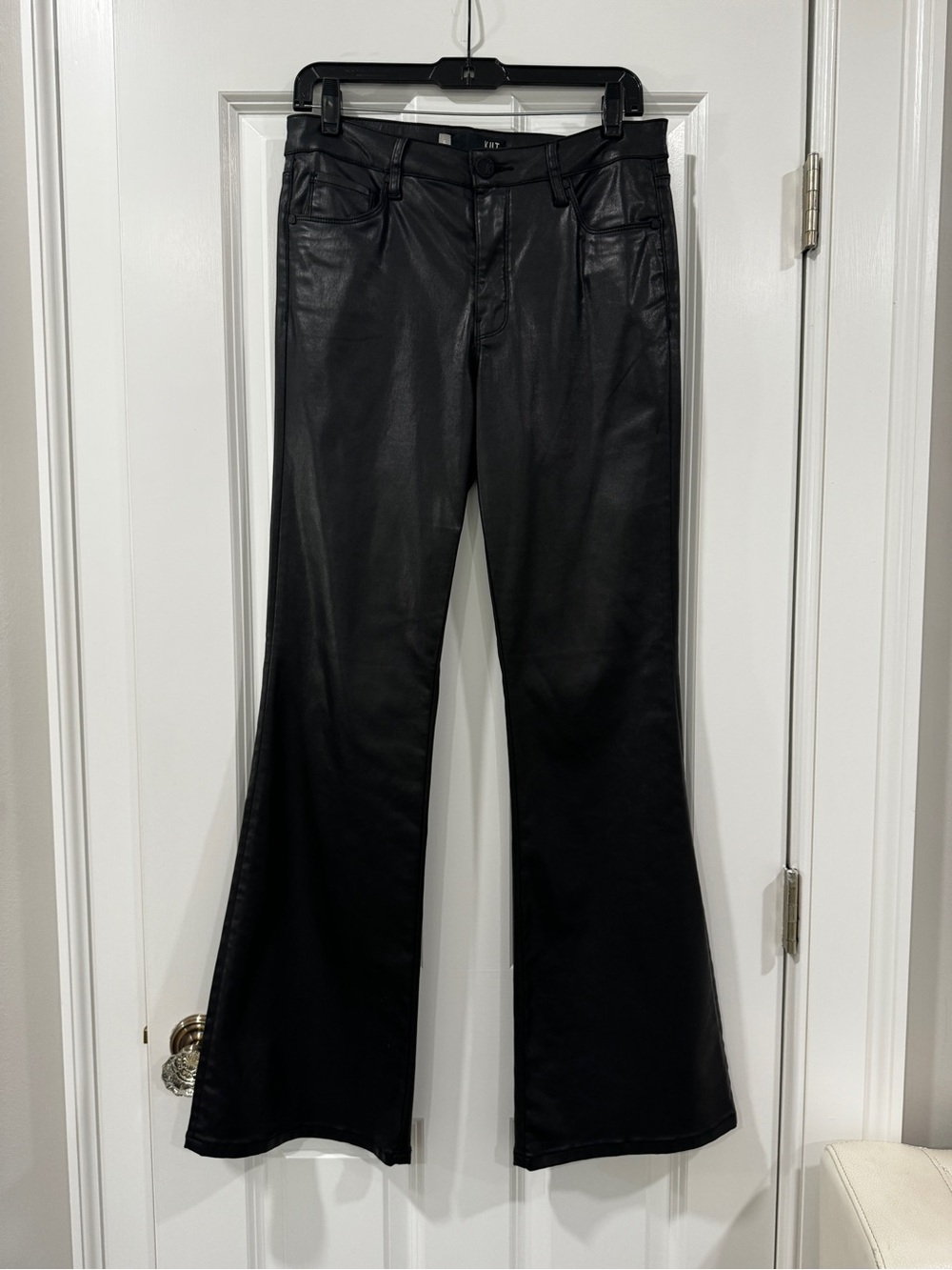 Kut from the Kloth Black Straight Leg Jeans